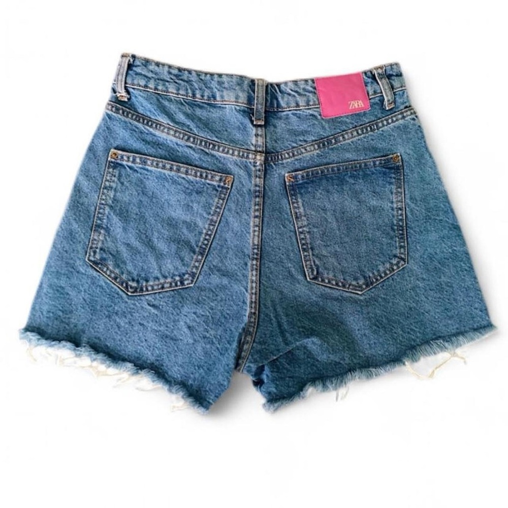 Zara Classic Blue Jean Shorts with Rare Pink Tag